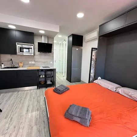 Verdiales Comfort, Center Studio, Beach, And Center Close By Namaste Elite *